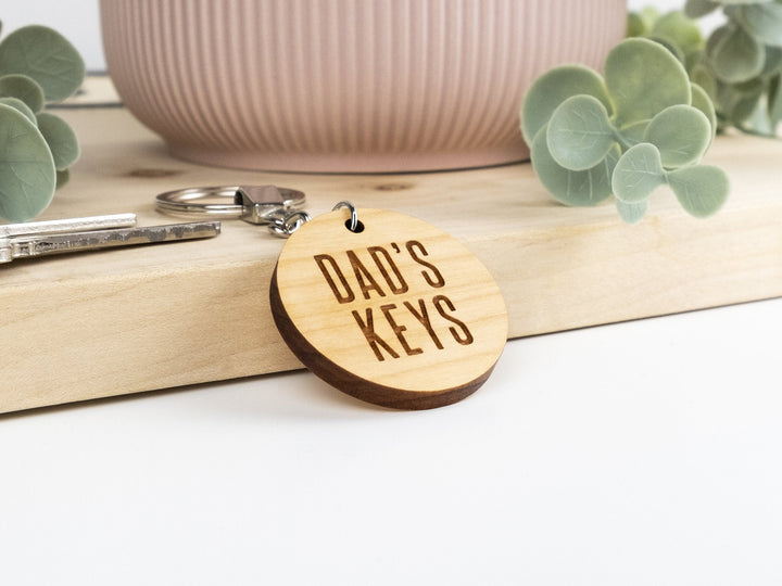 Dad's Keys Keyring - Keychain Reminder, Fathers Day Gift, Gift for Him, Lost Keys, Wooden Keyring Gift